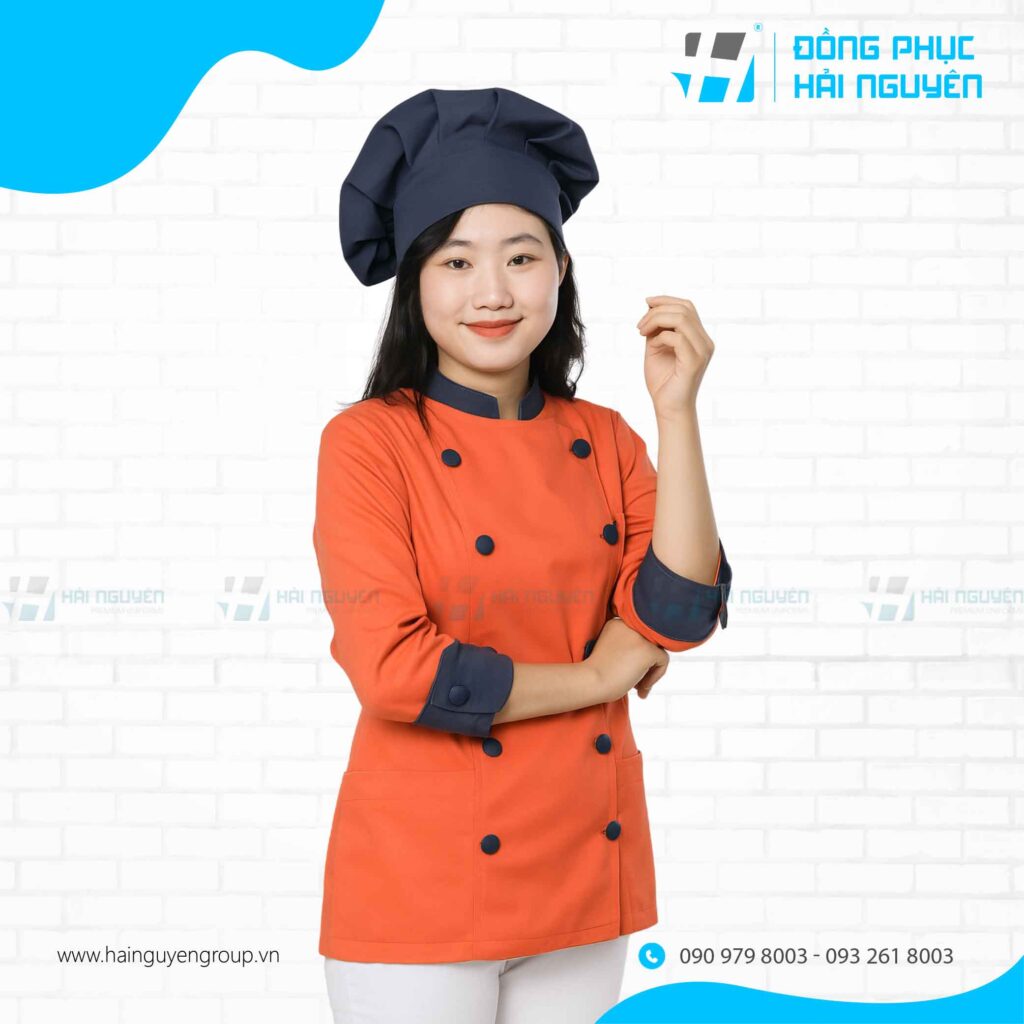 Áo bếp phối màu nổi bật