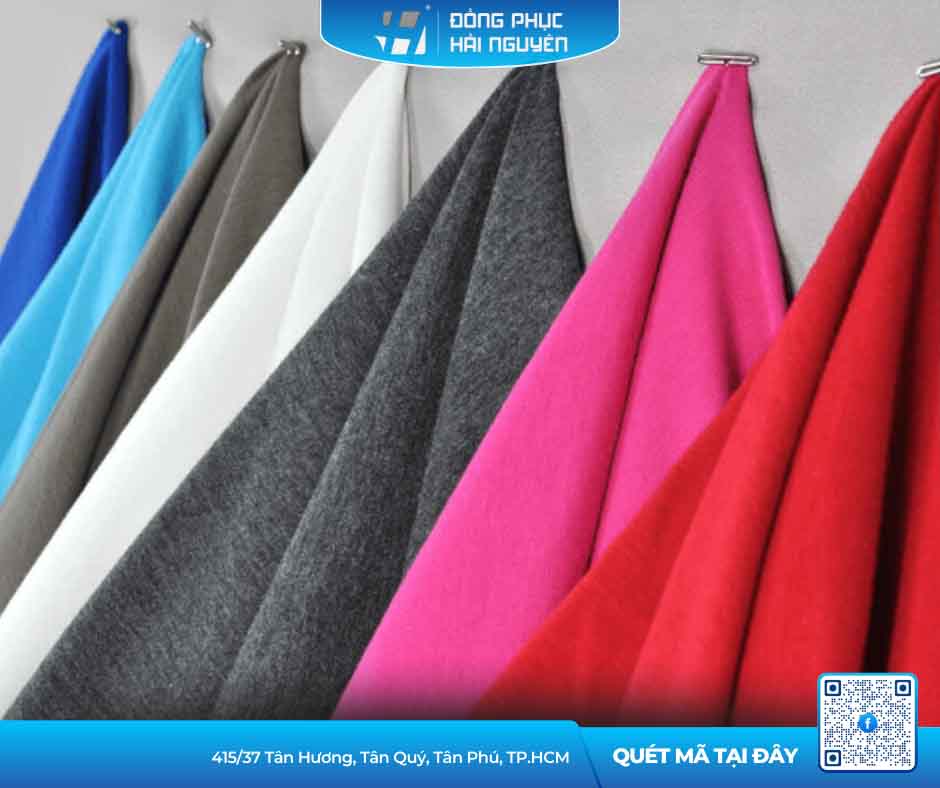 đồng phục số lượng ít